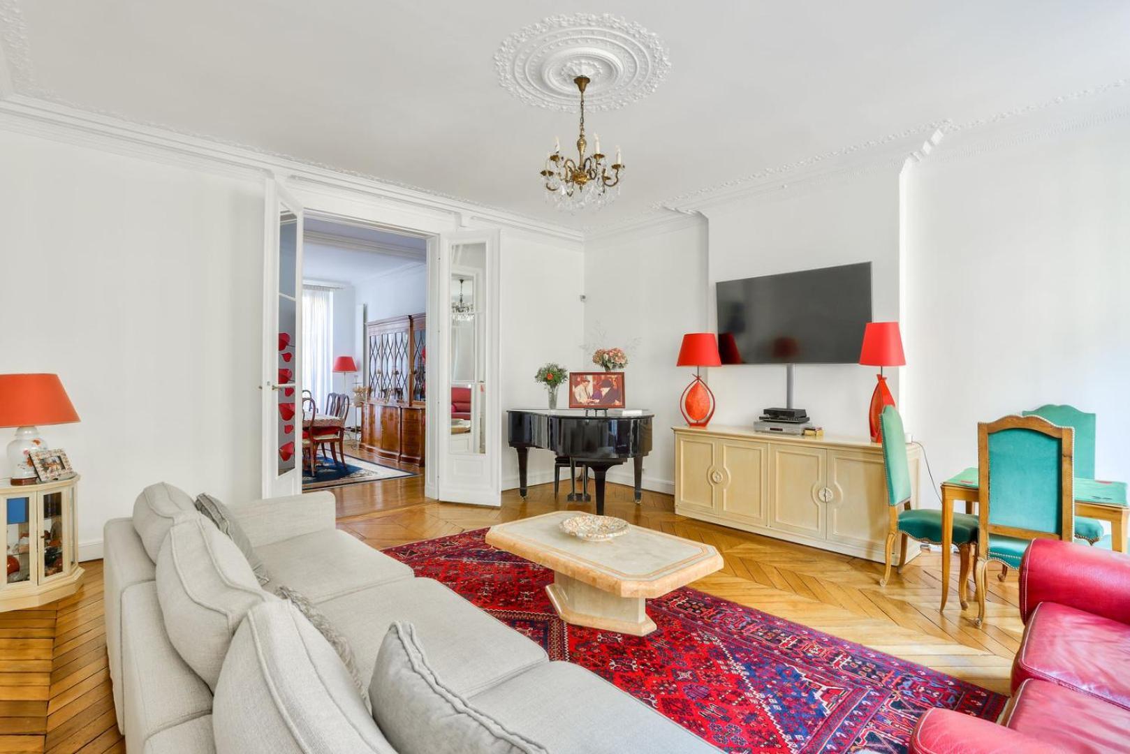 A Prestigious Location In Apartment *